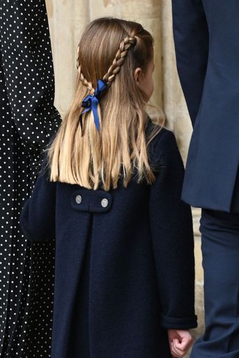 La princesse Charlotte de Cambridge, de dos, à l&#039;abbaye de Westminster, le 29 mars 2022