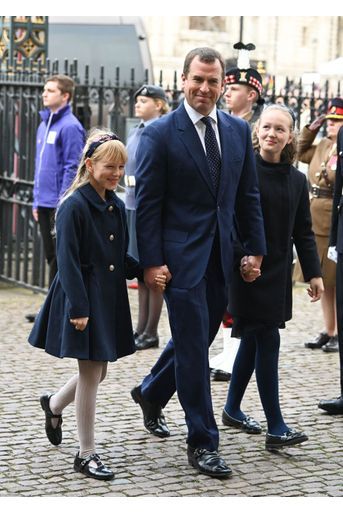 Peter Phillips et ses filles Isla et Savannah à l&#039;abbaye de Westminster, le 29 mars 2022