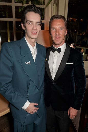Kodi Smit-McPhee et Benedict Cumberbatch.