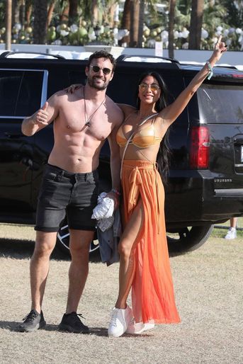 Nicole Scherzinger et son compagnon, Thom Evans, lors du Festival Coachella, en Californie, le 15,16 et 17 avril 2022.