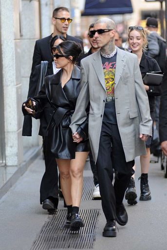 Kourtney Kardashian et Travis Barker à Milan le 27 avril 2022.