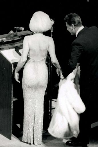 Marilyn Monroe dans sa &quot;naked dress&quot; au Madison Square Garden de New York, en 1962, lors d&#039;un gala en l&#039;honneur du président Kennedy. 