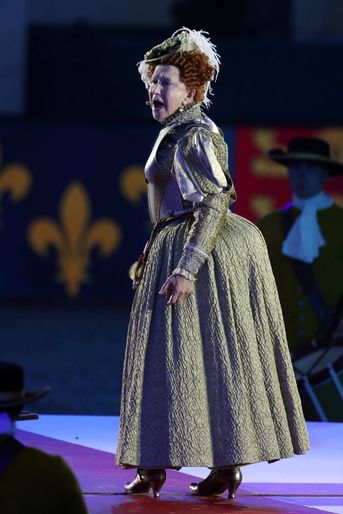 Helen Mirren dans le rôle de la reine Elizabeth I lors du spectacle &quot;A Gallop Through History&quot; à Windsor, le 15 mai 2022