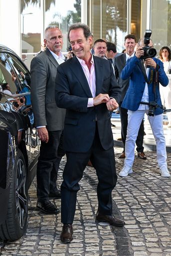Vincent Lindon (président du jury) arrive à l'hôtel "Martinez" lors du 75ème Festival International du Film de Cannes, le 16 mai 2022.