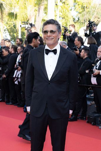 Pascal Elbé - Montée des marches du film "Coupez !" pour la cérémonie d’ouverture du 75ème Festival International du Film de Cannes. Le 17 mai 2022.
