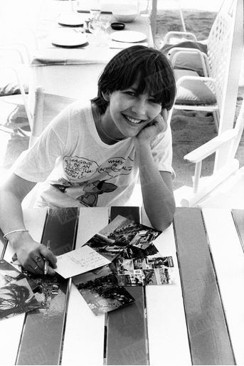 À 15 ans seulement, Sophie Marceau découvre la Croisette en 1981 grâce à son rôle de Vic dans « La Boum », de Claude Pinoteau.