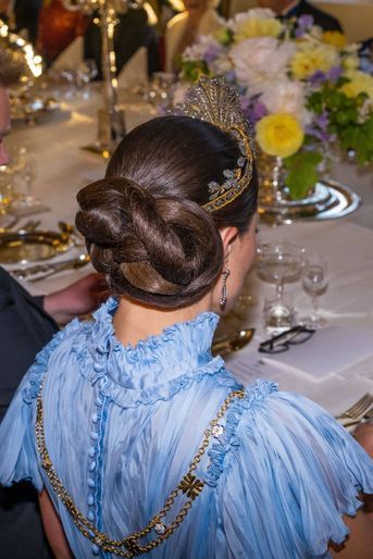 Le chignon de la princesse héritière Victoria de Suède à Stockholm, le 17 mai 2022