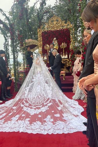 Kourtney Kardashian et son mari Travis Baker lors de leur cérémonie de mariage, à Portofino, en Italie, le 22 mai 2022.