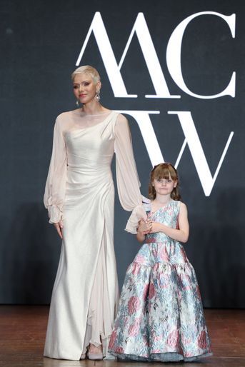 La princesse Charlène de Monaco et sa fille la princesse Gabriella à Monaco, le 24 mai 2022