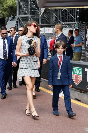 Charlotte Casiraghi et son fils Raphaël Elmaleh lors du Grand Prix de Monaco 2022 de F1, à Monaco, le 29 mai 2022.