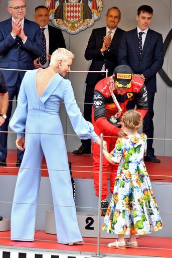 La princesse Charlène de Monaco avec sa fille la princesse Gabriella lors du Grand Prix de Formule 1 à Monaco, le 29 mai 2022