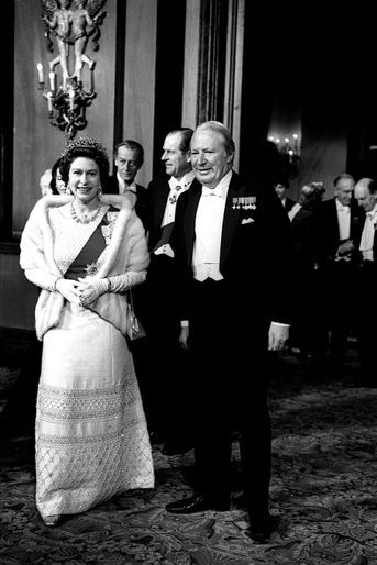 La reine Elizabeth II avec Edward Heath, le 3 janvier 1976