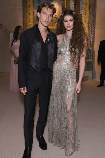 Austin Butler et Kaia Gerber au gala du Met à New York, le 2 mai 2022.