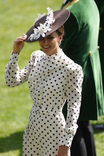 Kate Middleton aux courses du Royal Ascot, le 17 juin 2022.
