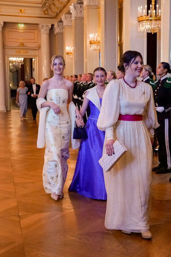 Maud Angelica, Leah Isadora et Emma Tallulah Behn, les filles de la princesse Märtha Louise de Norvège à Oslo, le 17 juin 2022