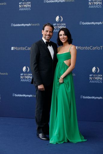 Ioan Gruffudd et sa compagne Bianca Wallace le 21 juin 2022 au Festival de la Télévision de Monte-Carlo.