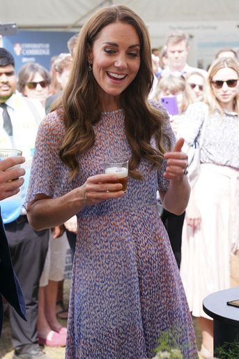 Kate Middleton lors d'une visite à la toute première journée du comté de Cambridgeshire à l'hippodrome July à Newmarket, le 23 juin 2022.
