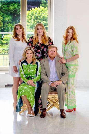 La reine Maxima et le roi Willem-Alexander des Pays-Bas avec leurs trois filles à La Haye, le 24 juin 2022