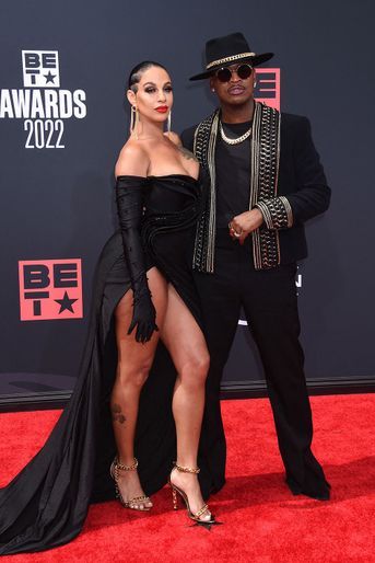 Ne-Yo et sa femme Crystal Renay lors des BET Awards, au Microsoft Theater, à Los Angeles, le 26 juin 2022.