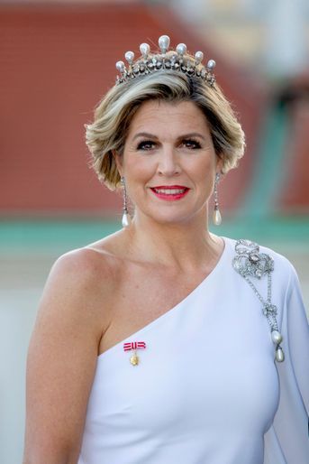 La reine Maxima des Pays-Bas coiffée d'un diadème en perles et diamants à Vienne, le 27 juin 2022