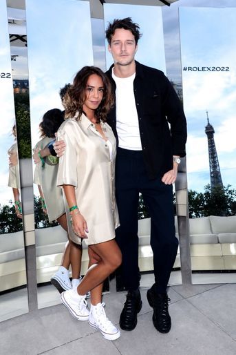 Alice Belaidi et César Domboy au cocktail Rolex à la Suite Girafe, à Paris le 29 juin. 