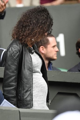 Xisca Perello assiste au match de son époux Rafael Nadal, à Wimbledon, le 6 juillet 2022.