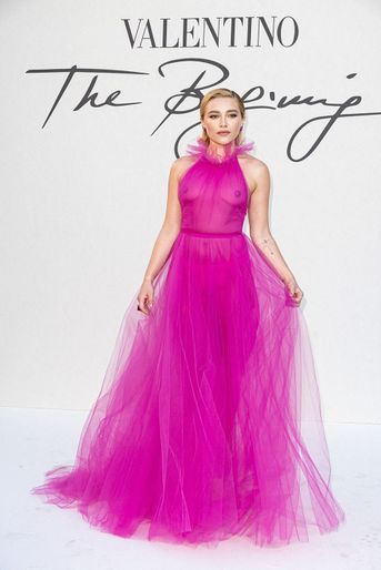 Florence Pugh lors du défilé Valentino haute couture automne-hiver 2022-2023 à Rome, le 8 juillet 2022. 
