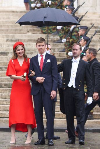 La princesse héritière Elisabeth avec le prince Emmanuel lors du service religieux donné à la cathédrale Sainte-Gudule à l'occasion de la Fête nationale belge, à Bruxelles, le 21 juillet 2022. 