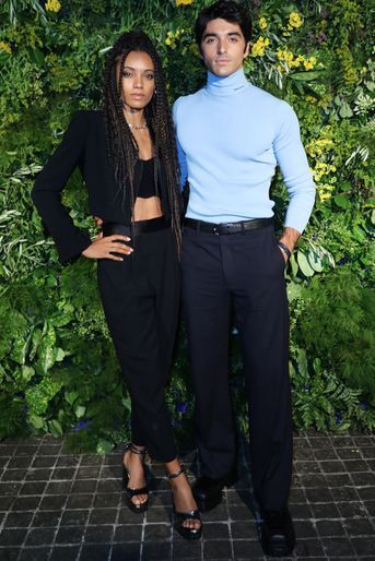 Maisie Richardson-Sellers et Taylor Zakhar Perez lors de la soirée British Vogue X Self-Portrait Party 2022 au club Chiltern Firehouse à Londres, le 20 juillet 2022.