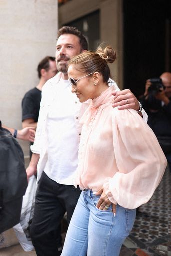 Jennifer Lopez et Ben Affleck à Paris, le 25 juillet 2022.