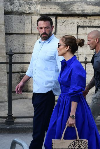 Ben Affleck et Jennifer Lopez, le 25 juillet 2022 à Paris.