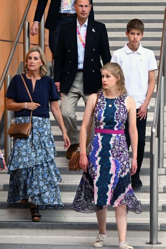 Le prince Edward et la comtesse Sophie de Wessex avec leurs enfants à Birmingham, le 1er août 2022