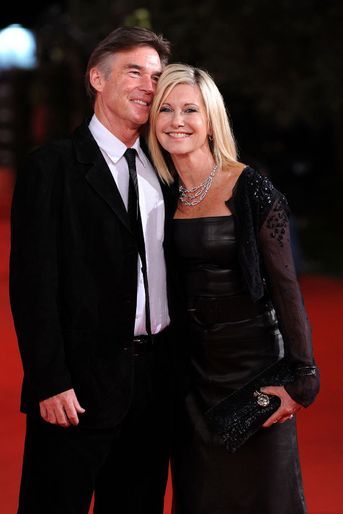 Olivia Newton-John et son mari John Easterling à la première du film "A Few Best Men" au festival du film de Rome en 2011.