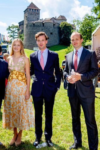 La princesse Marie Caroline de Liechtenstein avec ses frères les princes Georg et Josef Wenzel à Vaduz, le 15 août 2022