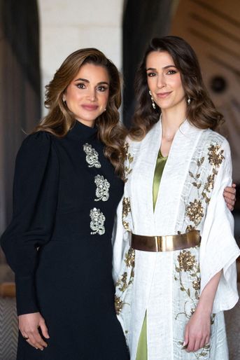 La reine Rania de Jordanie et sa future belle-fille Rajwa Al-Saif à Riyadh le 17 août 2022