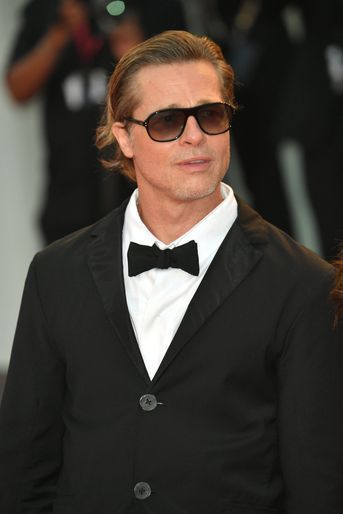 Brad Pitt le 8 août 2022 sur le tapis rouge de la Mostra de Venise. 