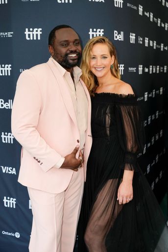 Brian Tyree Henry est aux côtés de Jennifer Lawrence dans le film «Causaway», au Festival International du Film de Toronto, le 10 septembre 2022. 