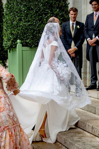 La princesse Maria Laura de Belgique portait une robe de mariée Vivienne Westwood, à Bruxelles le 10 septembre 2022 j