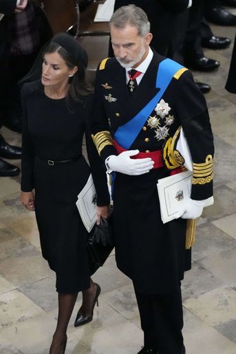 La reine Letizia et le roi Felipe VI d'Espagne dans l'abbaye de Westminster, le 19 septembre 2022