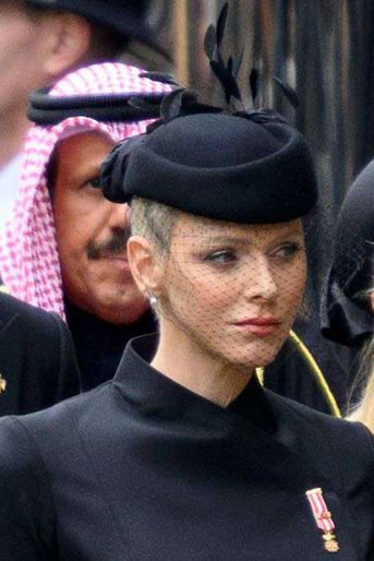 Le chapeau de la princesse Charlène de Monaco aux funérailles de la reine Elizabeth II, à Londres le 19 septembre 2022