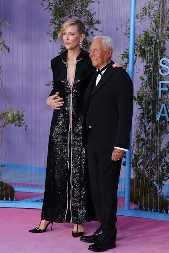 Cate Blanchett et Giorgio Armani sur le tapis rose des CNMI Sustainable Fashion Awards 2022.