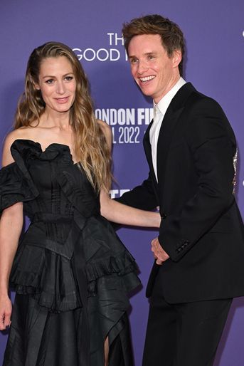 Eddie Redmayne et son épouse Hannah Bagshawe à l'avant-première de "The Good Nurse", lors du Festival du Film de Londres, le 10 octobre 2022.