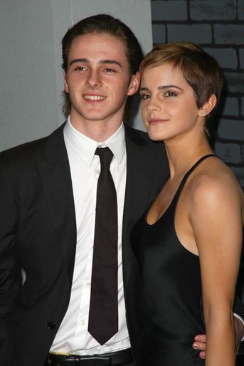 Emma Watson a un frère, Alex Watson, également acteur. Il a d’ailleurs fait une apparition dans la saga « Harry Potter ». <br />

