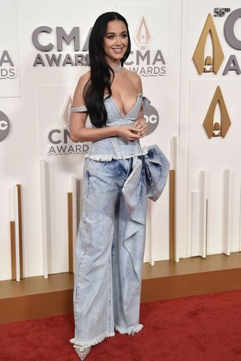 Katy Perry à la cérémonie des Country Music Academy Awards, à Nashville, le 9 novembre 2022.