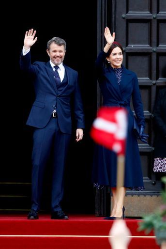 La princesse Mary et le prince Frederik de Danemark devant l'Hôtel de Ville de Copenhague, le 12 novembre 2022