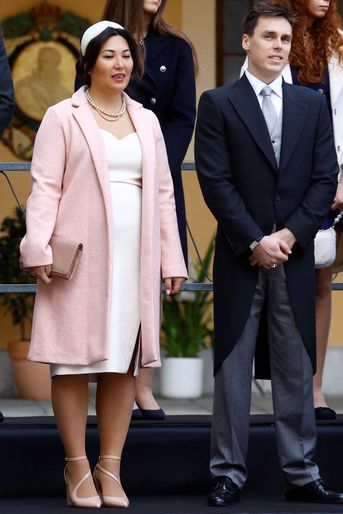 Marie Cavallier-Ducruet dans une robe L.K. Bennett et un manteau Zara, à Monaco le 19 novembre 2022