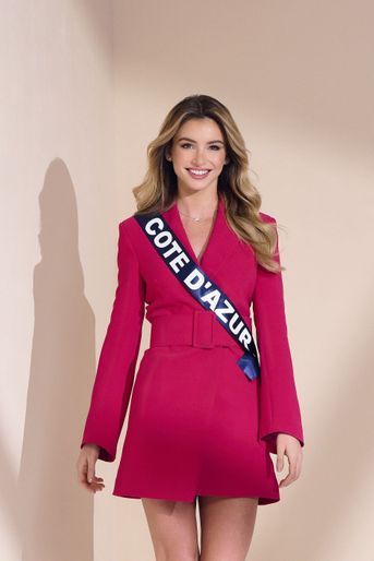 Miss Côte-d'Azur 2022, Flavy Barla, en lice pour le concours de Miss France 2023 qui se tiendra à Châteauroux, le 17 décembre 2022.