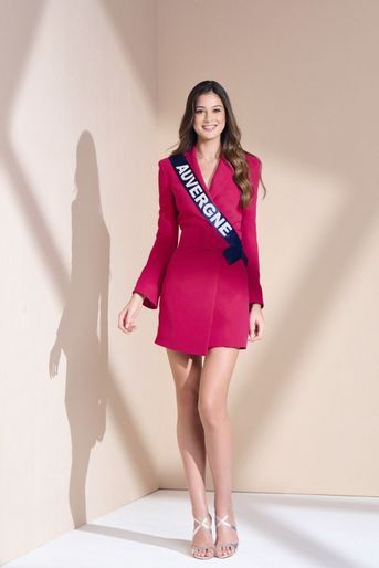 Miss Auvergne 2022, Alissia Ladeveze, en lice pour le concours de Miss France 2023 qui se tiendra à Châteauroux, le 17 décembre 2022.