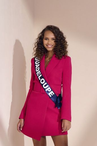 Miss Guadeloupe 2022, Indira Ampiot, en lice pour le concours de Miss France 2023 qui se tiendra à Châteauroux, le 17 décembre 2022.