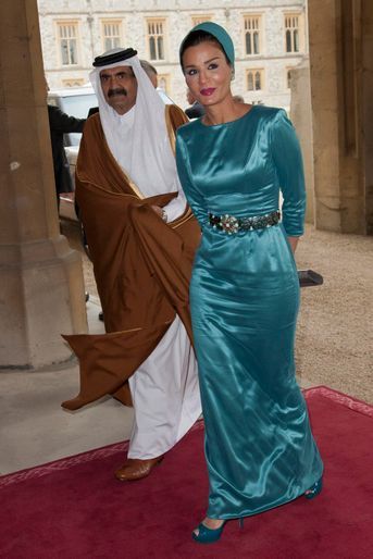 La sheika Mozah du Qatar avec son mari à Windsor, le 18 mai 2012